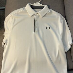 Like new Under Armour polo size Medium